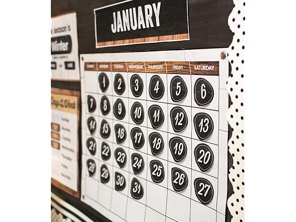 Schoolgirl Style Industrial Chic 95-Piece Calendar