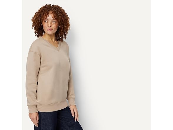 Amazon Essentials Women Oversized V-neck Pullover