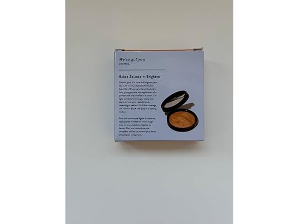 LAURA GELLER Baked Balance-n-Brighten Foundation - Porcelain