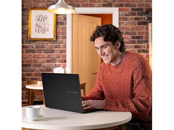 ASUS Vivobook S16 Ryzen AI 16GB