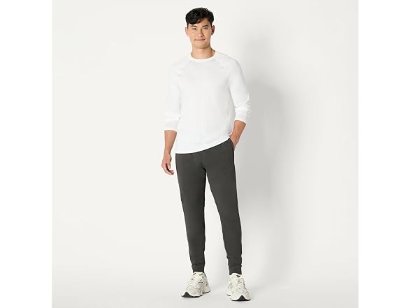 Amazon Essentials Men Performance Stretch Pant