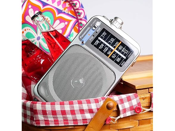 Panasonic RF-2400 AM/FM Radio, Silver