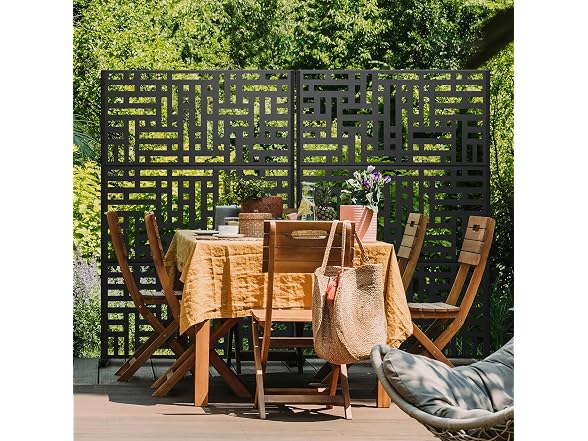 Freestanding Metal Privacy Screen