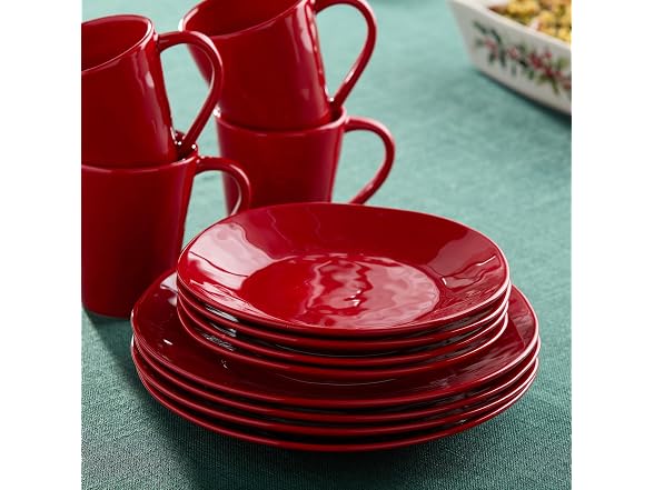 Berry Red Christmas Set of 4 Dessert Plates