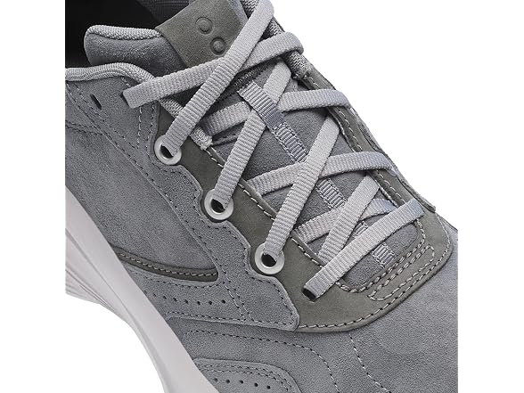 Saucony Women's Guide Metro Le Sneaker