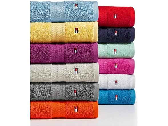 Tommy Hilfiger Modern American Solid Bath Towel