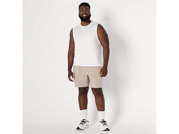 Amazon Essentials Men Tech Stretch Muscle Shirt