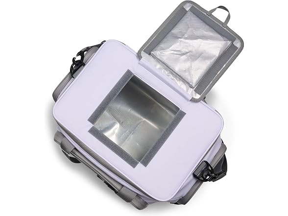 Igloo Marine Square 30 Cooler, White