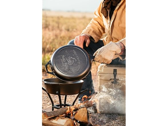 Lodge Yellowstone Cast Iron 2-in-1 Combo Cooker