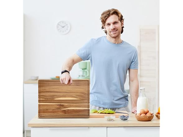 Takywep Acacia Wood Cutting Board, 24x18