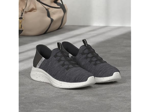Skechers Women Ultra Flex 3.0 Right Away Loafer