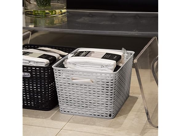 Woven Plastic Storage Baskets 3-Pack