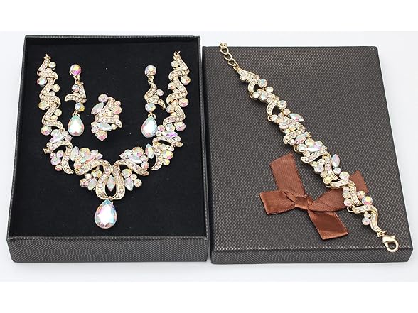 QYJ  Women's Jewelry Set Rhinestone