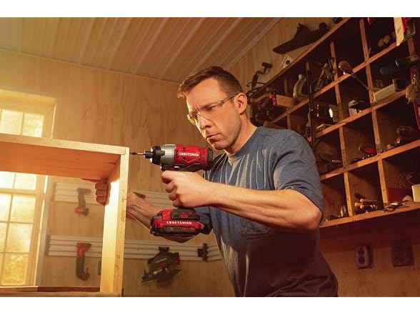 CRAFTSMAN CMCF800C2 Craftsman 1/4 Impact Driver Kit
