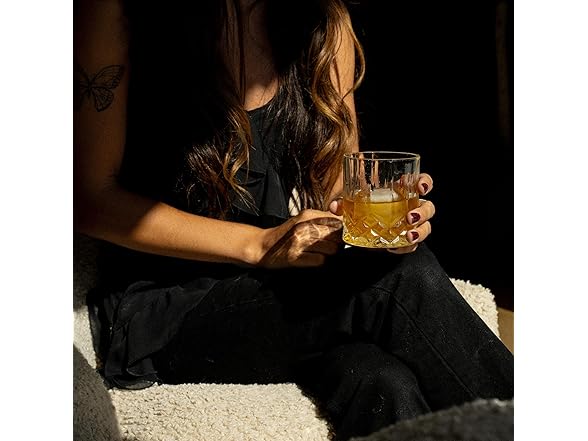 Newair Countertop Whiskey Ice Ball Maker - Gallery 12