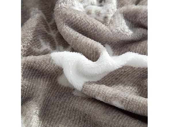 Elegant Comfort Luxuriously 4Pc Flannel Sheet Set