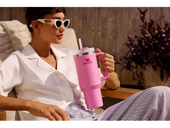 Stanley The Quencher H2.0 FlowState Tumbler 40oz - Frost Sprinkle