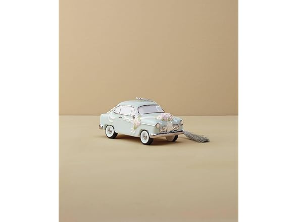 Lenox  2024 Just Married Vintage Car Ornament
