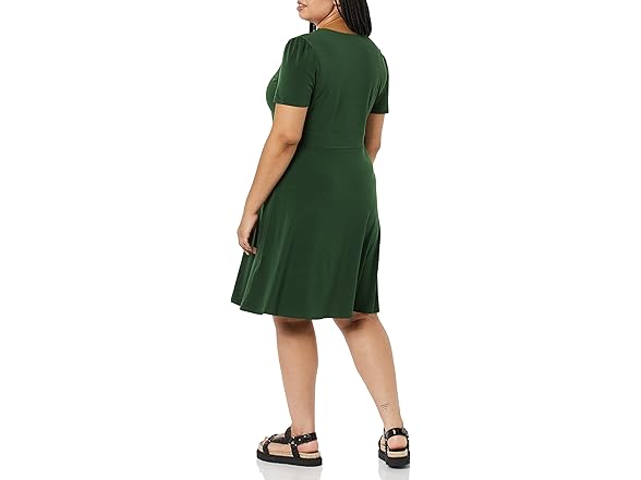 Amazon Essentials Womens SS VNeck Fit Flare Dress