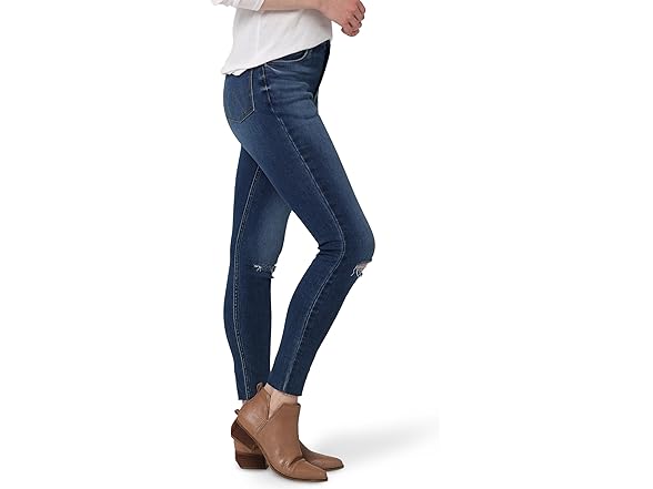 Wrangler Women (4) High Rise Unforgettable Jean