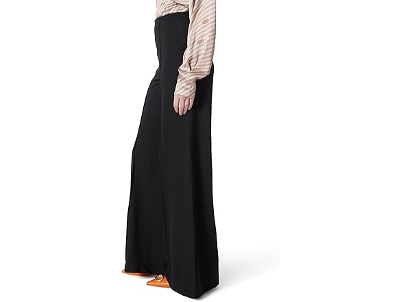 DEE OCLEPPO Women's Anna Pin Tuck Pant
