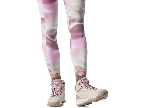 Columbia Women's Newton Ridge Plus Amped, 2024