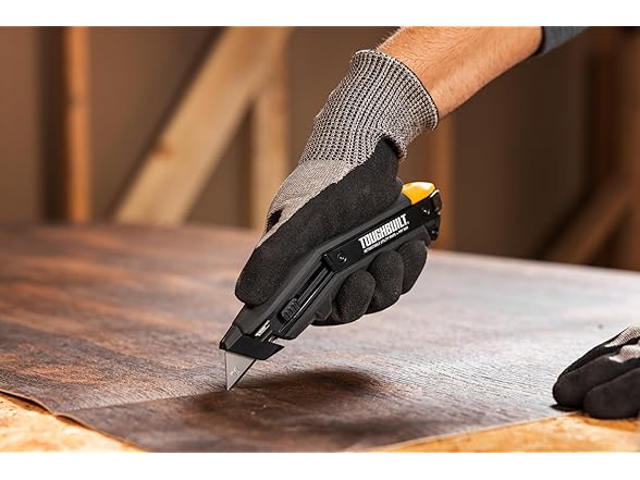 ToughBuilt TB-H4-11-A Angled Utility Knife with Pry