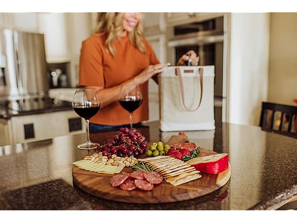 TOSCANA Madera Charcuterie Board