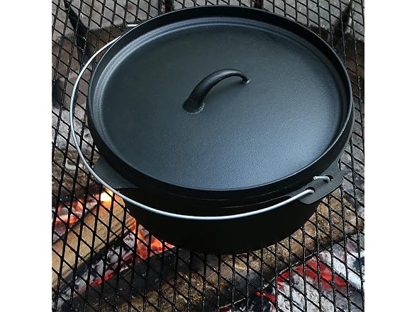 Sunnydaze 8qt Cast Iron Dutch Oven - Gallery 5
