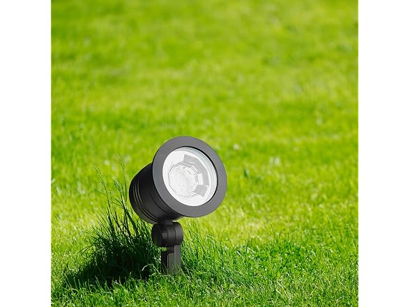 Four Seasons Courtyard Fusion Wired Low-Voltage LED Spotlight