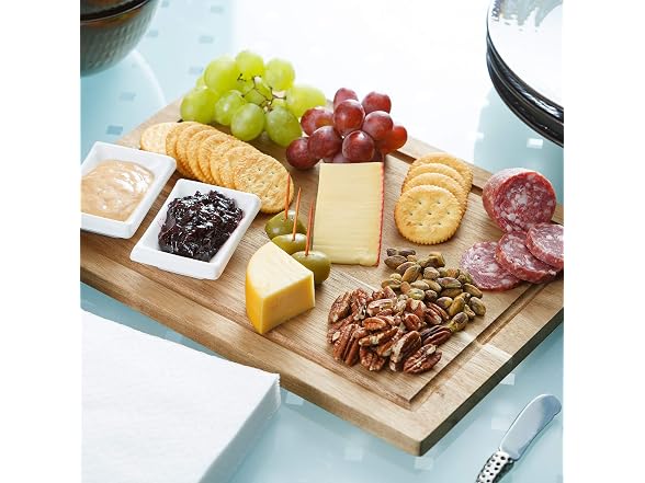 Glad Acacia Wood Cutting Board with Juice Grooves 