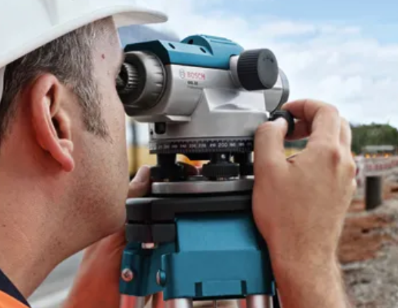 Bosch GOL32-RT GOL 32 32X Automatic Optical Level - Gallery 6