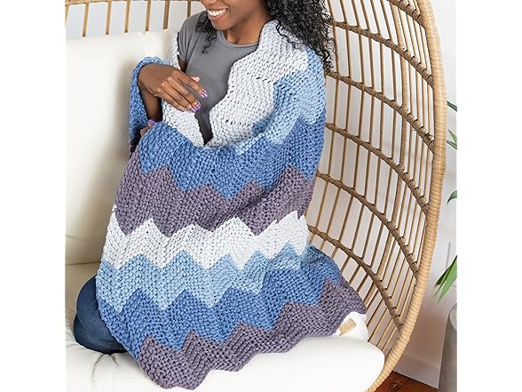 Lion Brand Yarn Cover Story Lazy Days