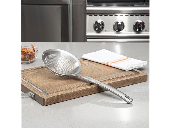 Restaurantware Stainless Steel Fine Mesh Skimmer