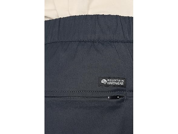 Mountain Hardwear Men (34W x 9L) Short Dark Storm