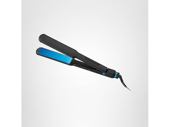 BaBylissPRO Nano Titanium Ultra-Thin 1 1/2-Inch Flat Iron 