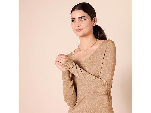 AE Womens Regular-Fit V-Neck Sweater