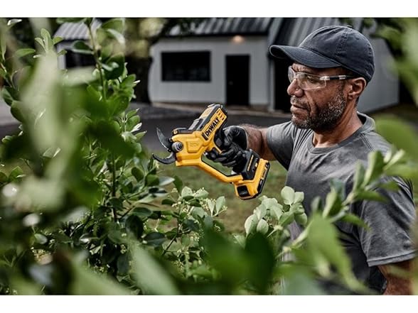 DEWALT DCPR320B 20V MAX Pruning Shears Garden Tool