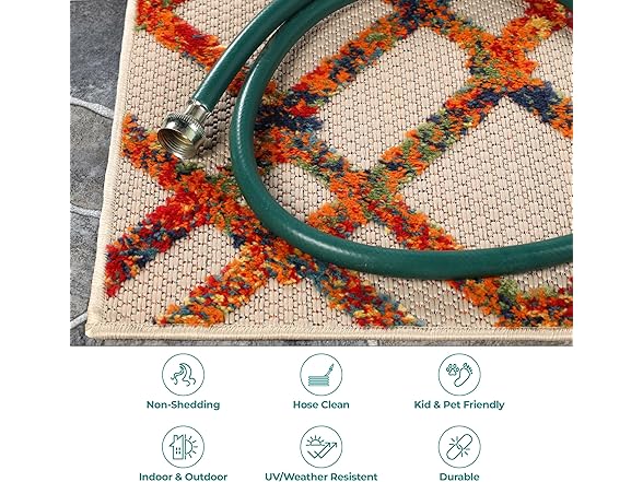 Superior 5'2"x7'2" Modern Diamond Lattice Rug