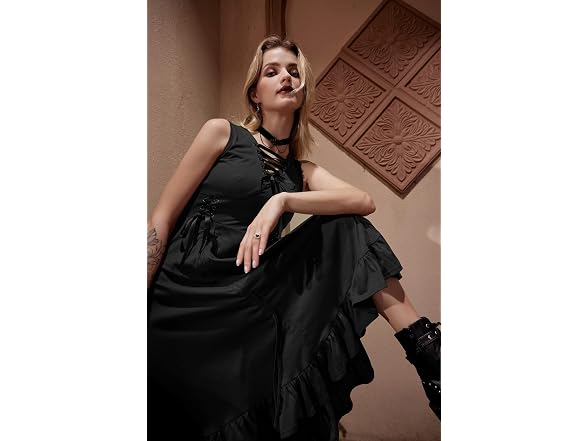 Scarlet Darkness Women's (XL) Renaissance - Gallery 3