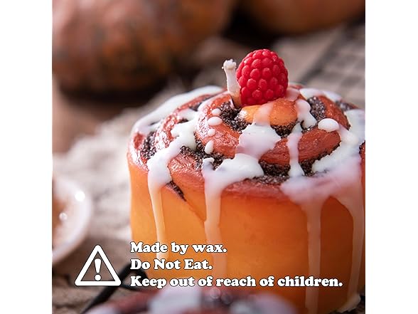 Raspberry Cinnamon Roll Candle