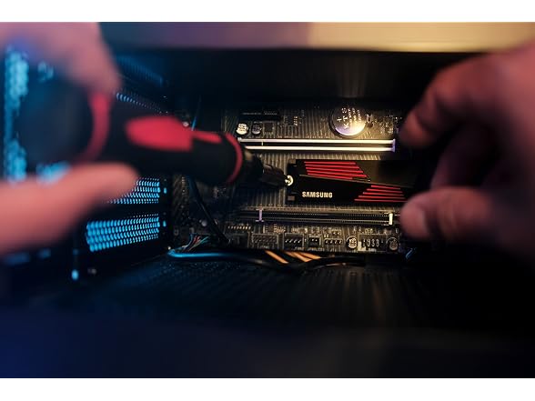 SAMSUNG 990 PRO w/ Heatsink SSD 2TB