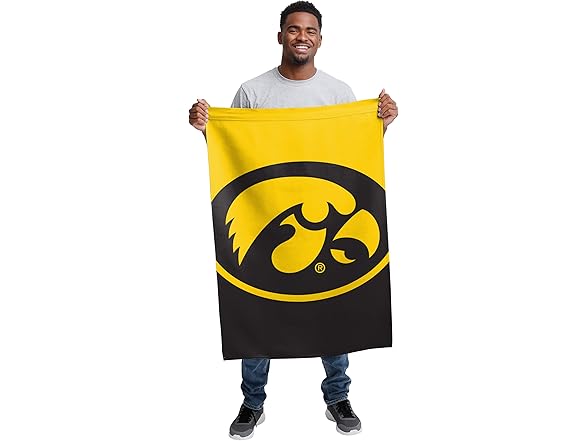 Iowa Hawks Flag 40x28 Vert