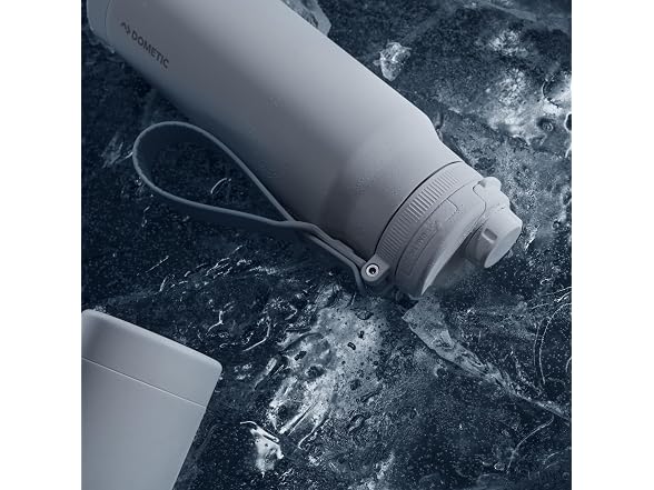 Dometic 34 oz Insulated Chug Bottle, Glow