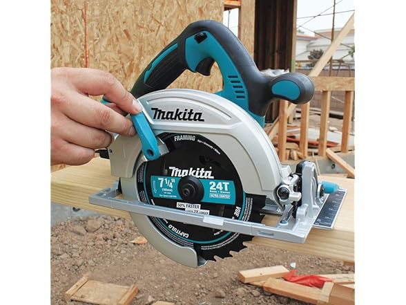 Makita XSH01PT 36V Circular Saw Kit
