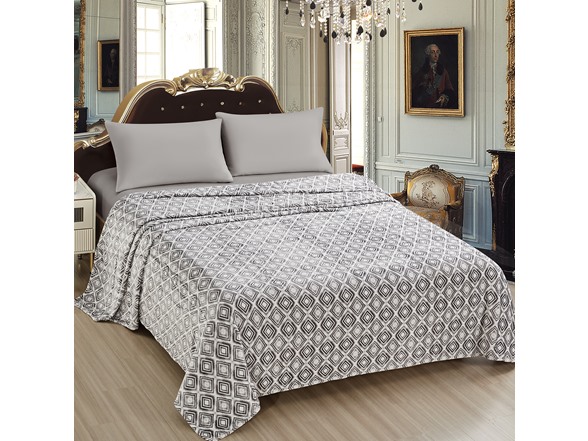 Ultra-Soft Lightweight Printed Blanket