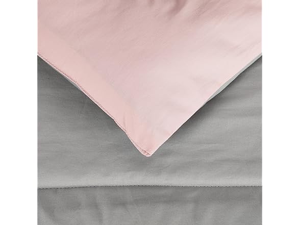 Amazon Basics Kids' 3 Piece Reversible Comforter Set