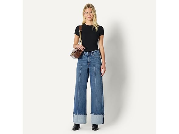 AE Womens HighRise Wide Leg Cuffed Jean