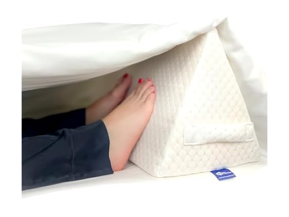 Generic Triangle Foot Pillow - Optimal