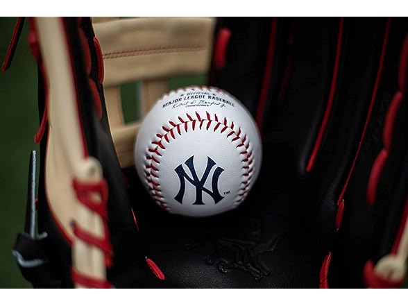 Rawlings MLB Pittsburgh Pirates Team Log